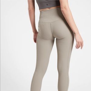 NWT Athleta Salutation Stash Pocket II Rib 7/8 Tight in Bluff Grey